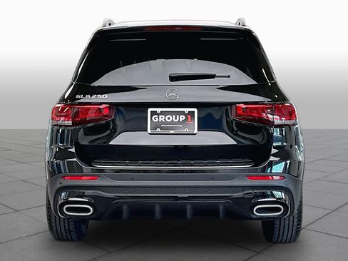 Used 2022 Mercedes-Benz GLB 250 image 5