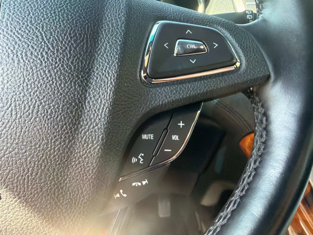 Used 2017 Lincoln MKX Reserve AWD/4WD image 28
