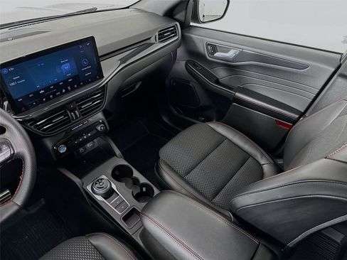 Used 2024 Ford Escape ST-Line Select w/ Tech Pack #2 image 26