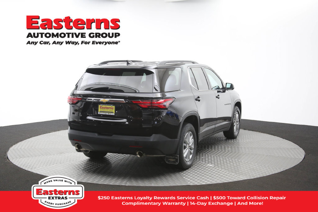 Used 2023 Chevrolet Traverse LT FWD image 44