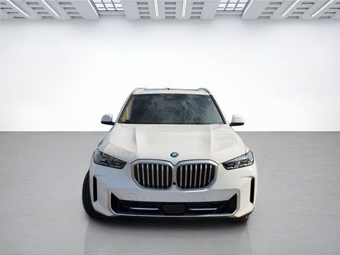 Used 2025 BMW X5 xDrive50e AWD/4WD image 7