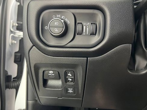 Used 2025 RAM 1500 Big Horn AWD/4WD image 19