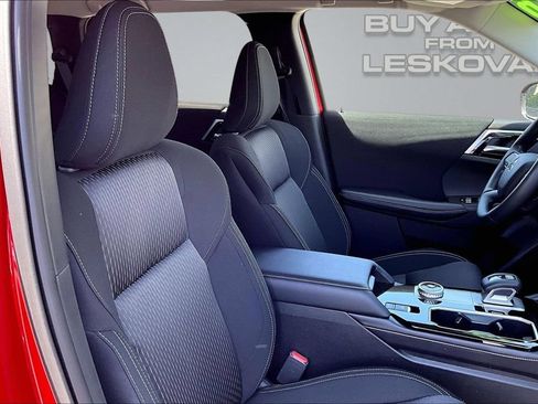 New 2026 Mitsubishi Outlander ES AWD/4WD image 8