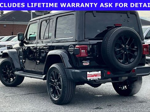 Used 2021 Jeep Wrangler Unlimited Sahara w/ Cold Weather Group AWD/4WD image 9