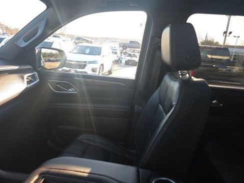 Used 2021 Chevrolet Suburban RST image 24