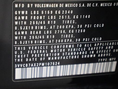 Used 2023 Volkswagen Tiguan SE R-Line FWD image 34