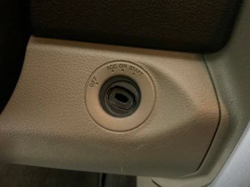Used 2009 Dodge Ram 1500 Truck Laramie AWD/4WD image 19