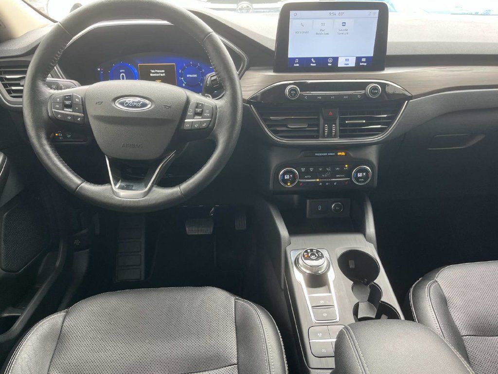 Used 2020 Ford Escape Titanium AWD/4WD image 14