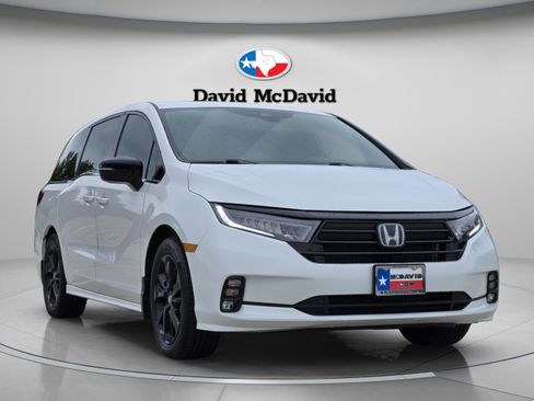 Certified 2024 Honda Odyssey Sport image 7