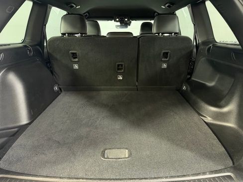 Used 2025 Jeep Grand Cherokee Altitude image 28