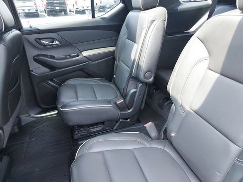Used 2022 Chevrolet Traverse Premier w/ Redline Edition AWD/4WD image 29