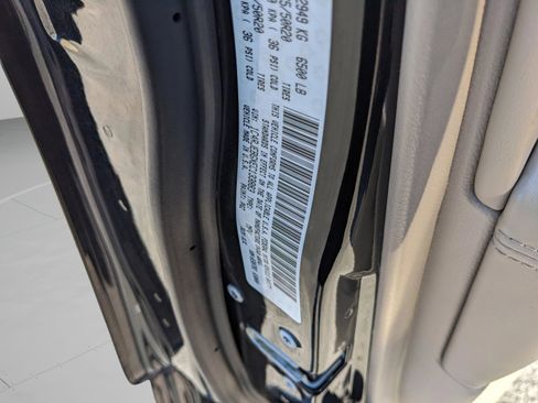 Used 2014 Jeep Grand Cherokee Limited image 40