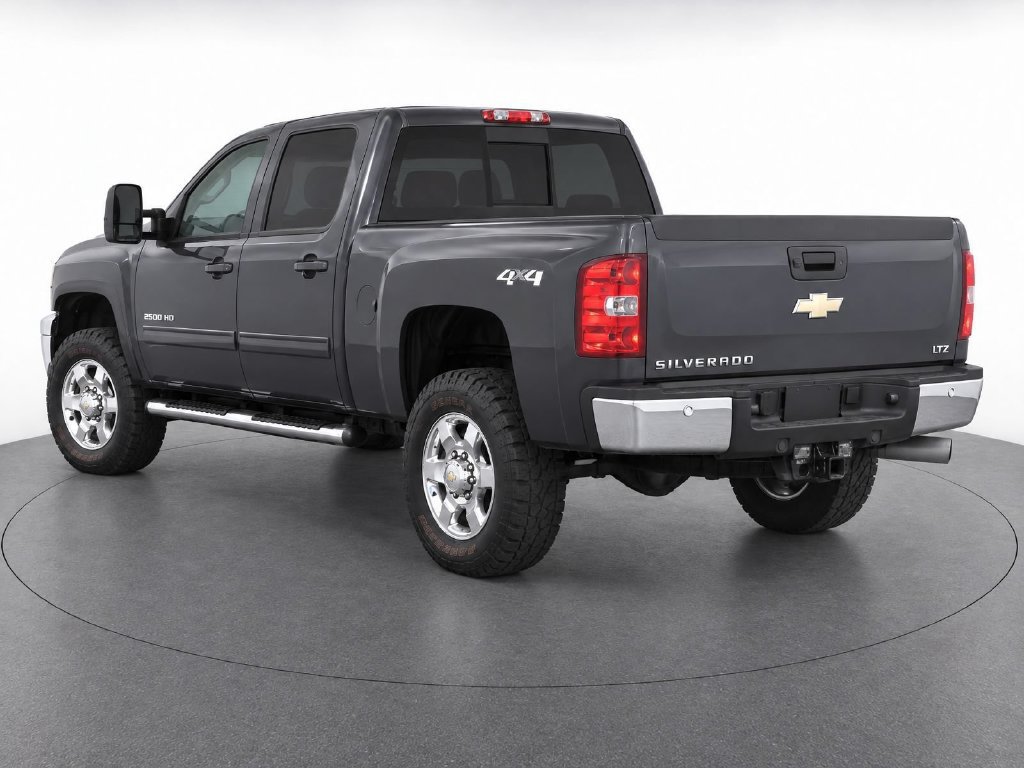 Used 2011 Chevrolet Silverado 2500 LTZ w/ LTZ Plus Package AWD/4WD image 4