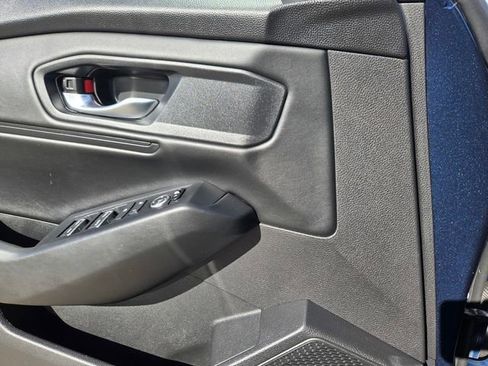 Used 2023 Honda Accord EX image 14