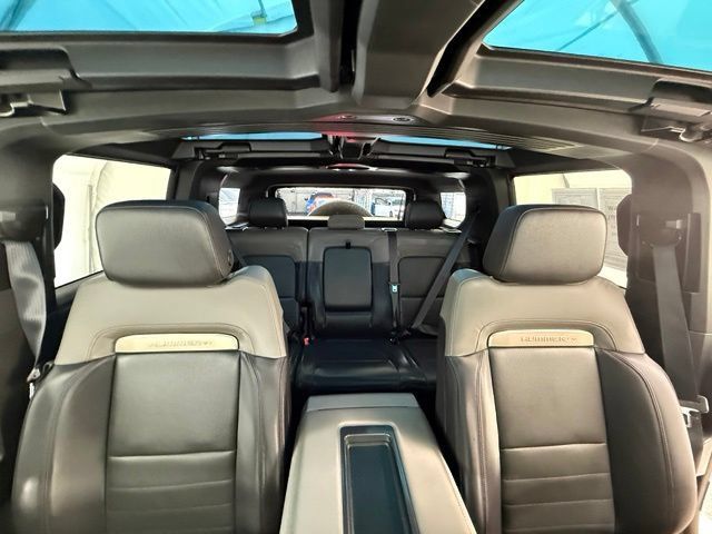 Used 2025 GMC Hummer EV 2X AWD/4WD image 29