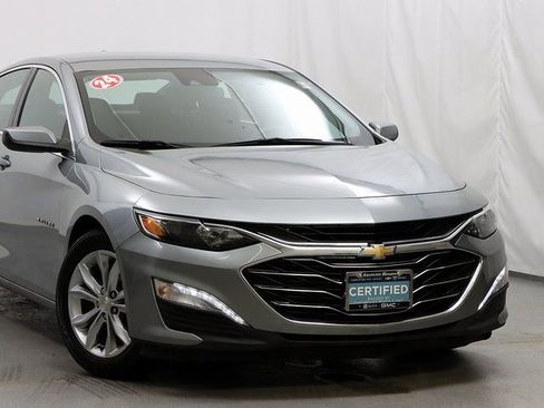 Used 2024 Chevrolet Malibu LT FWD image 2