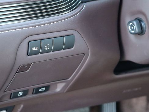 Used 2018 Lexus LS 500 image 57