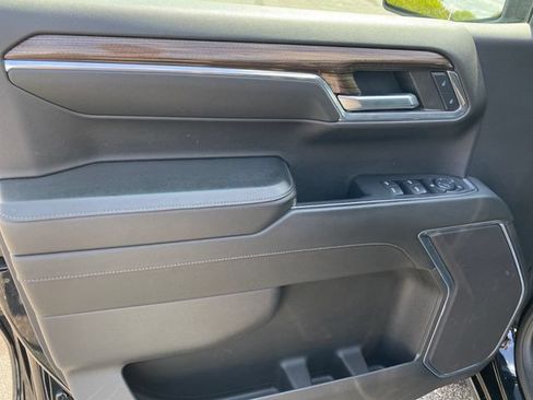 Certified 2024 Chevrolet Silverado 1500 LT AWD/4WD image 15