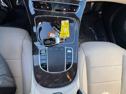 Used 2023 Mercedes-Benz E 450 4MATIC Sedan image 24