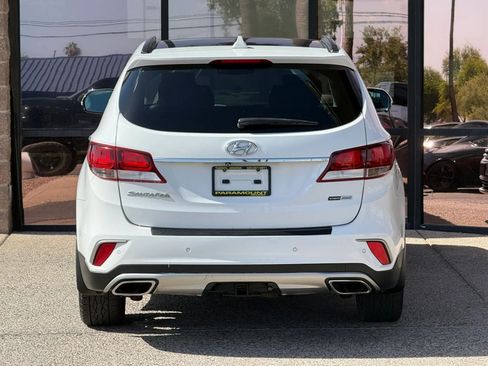Used 2018 Hyundai Santa Fe AWD w/ Cargo Package image 9
