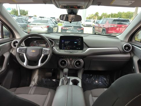 Used 2024 Chevrolet Blazer LT FWD image 20