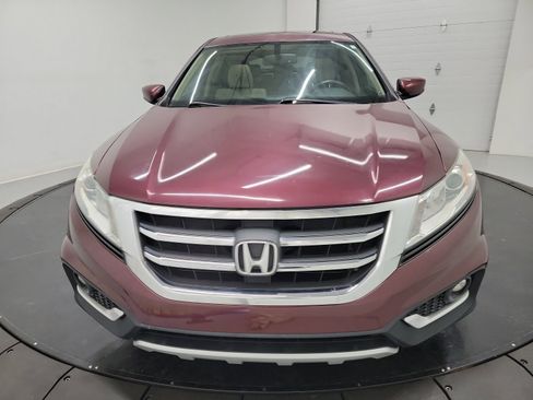 Used 2014 Honda Crosstour EX image 2