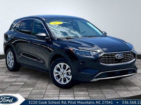 Certified 2024 Ford Escape Active FWD image 1
