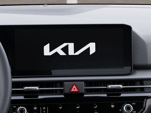 Certified 2026 Kia Sportage LX FWD image 22