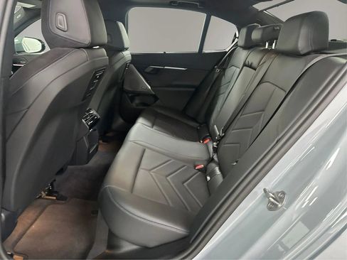 Used 2024 BMW 530i xDrive w/ M Sport Package image 10