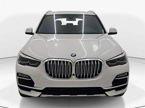 Used 2019 BMW X5 xDrive40i w/ Premium Package 2 image 2