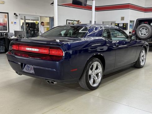 Used 2013 Dodge Challenger SXT Plus RWD image 2