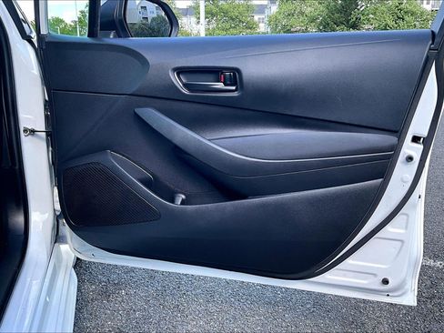 Used 2023 Toyota Corolla LE FWD image 22