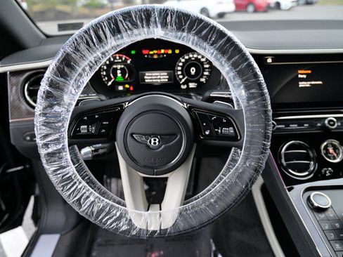 Used 2025 Bentley Continental GT Speed image 26