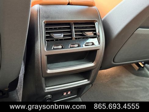 Used 2026 BMW X5 xDrive40i w/ M Sport Package AWD/4WD image 21