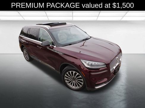 Used 2022 Lincoln Aviator AWD w/ Premium Package image 2