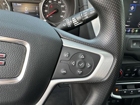 Used 2024 GMC Terrain SLE w/ Driver Convenience Package AWD/4WD image 25