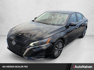 Used 2025 Nissan Altima 2.5 SV FWD video 1