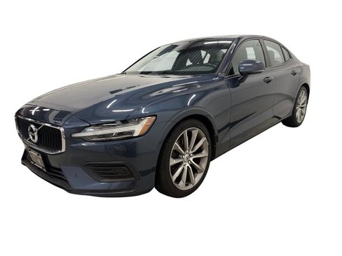 Used 2019 Volvo S60 T5 Momentum w/ Premium Package FWD image 7
