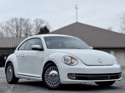 Used 2016 Volkswagen Beetle 1.8T SE image 3