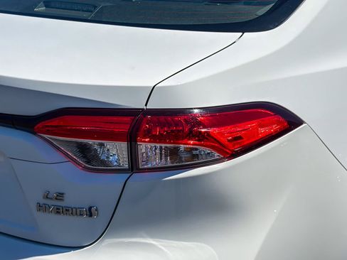 Used 2023 Toyota Corolla LE FWD image 9