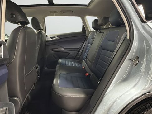 New 2026 Volkswagen Taos SEL AWD/4WD image 31