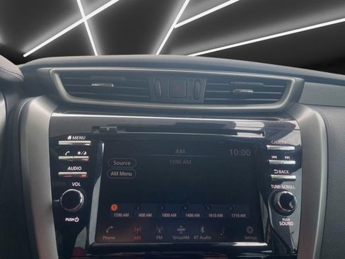 Used 2022 Nissan Murano SV FWD image 17