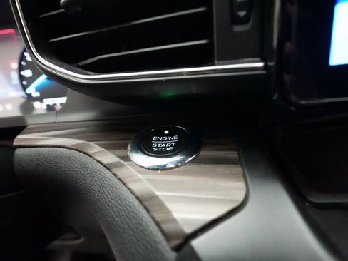 Used 2020 Ford Explorer Limited w/ Class III Trailer Tow Package image 35