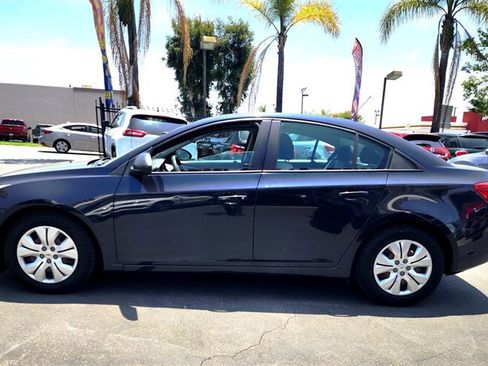 Used 2016 Chevrolet Cruze LS image 7