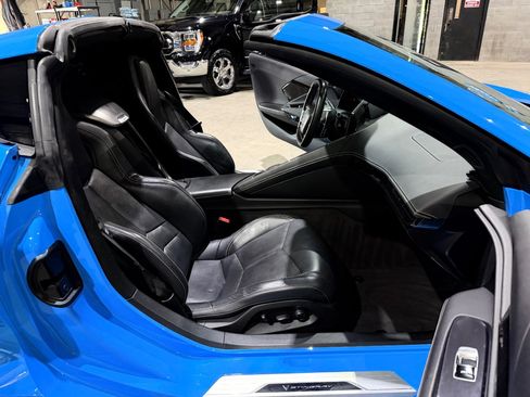 Used 2023 Chevrolet Corvette Stingray Preferred Cpe w/ Stealth Interior Trim Package RWD image 25