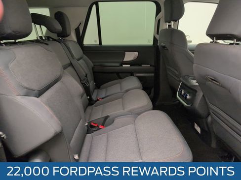Used 2025 Ford Expedition Max Active image 19