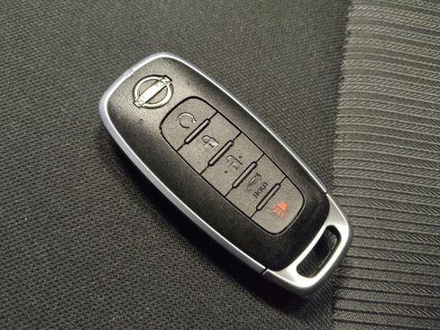 Used 2023 Nissan Sentra SV image 32