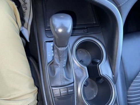 Certified 2023 Toyota Camry SE image 15