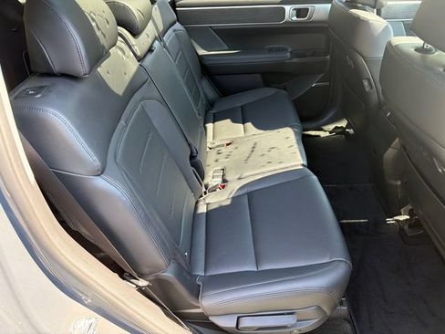 Used 2024 Hyundai Santa Fe Limited FWD image 17