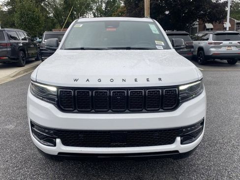 New 2025 Jeep Wagoneer L Series II w/ Convenience Group I image 10
